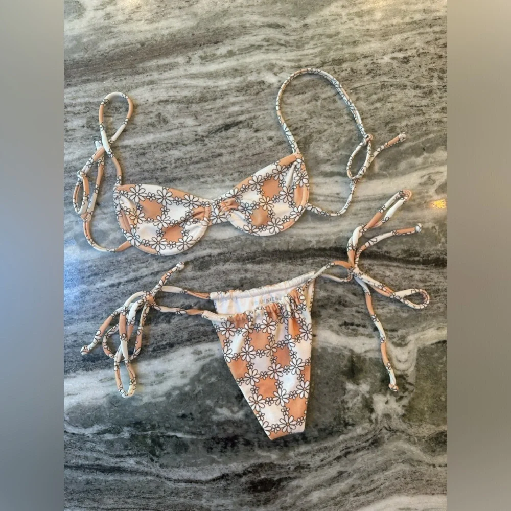 Frankie’s Bikini Tia Terry Set -Nude Daisy